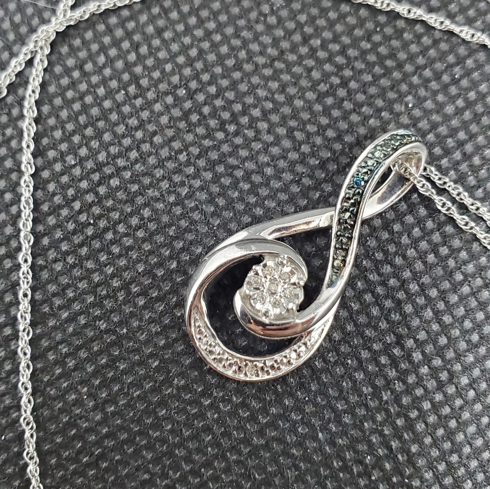 925 silver necklace and infinity pendant